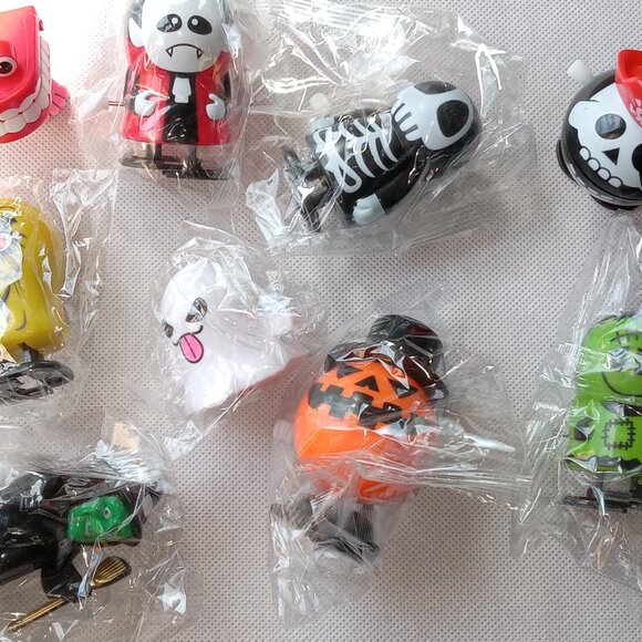 11 New Halloween Windup Toys, Witch, Pumpkin, Skeleton, Vampire & More! - Picture 5 of 9